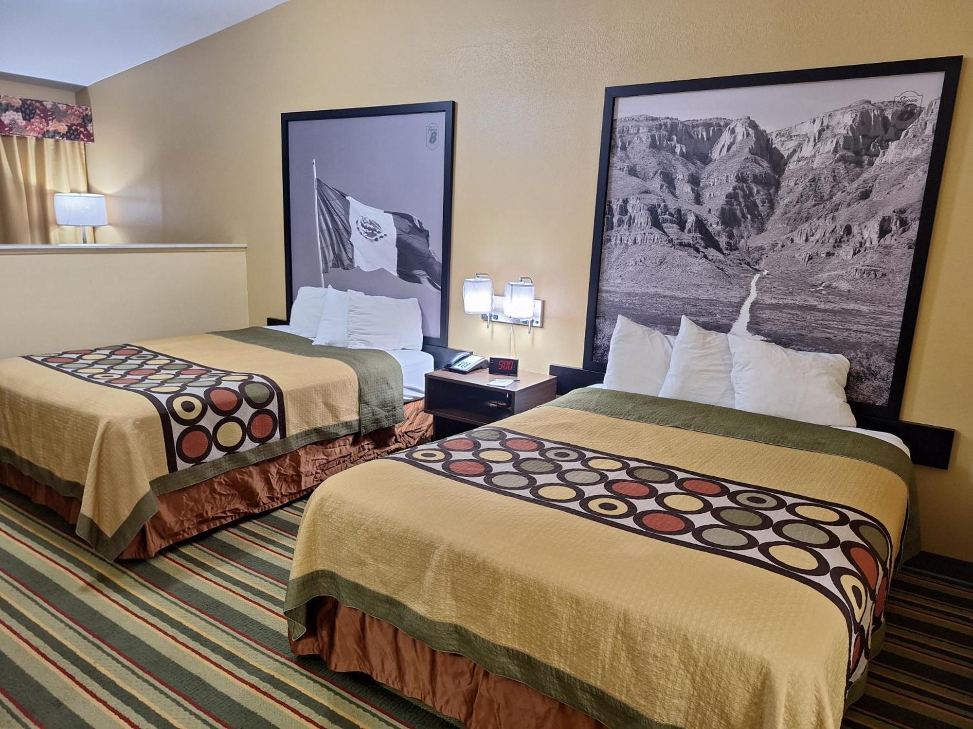 Super 8 By Wyndham Weslaco Zimmer foto